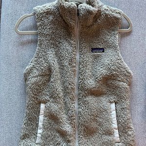 Patagonia Women’s Los Gatos Fleece Vest
